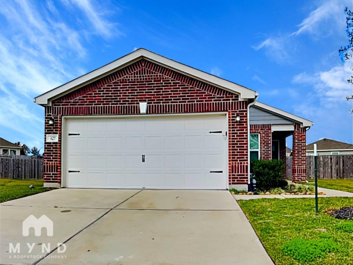 House for rent at 627 Coyote Canyon Court, Magnolia, TX 77354