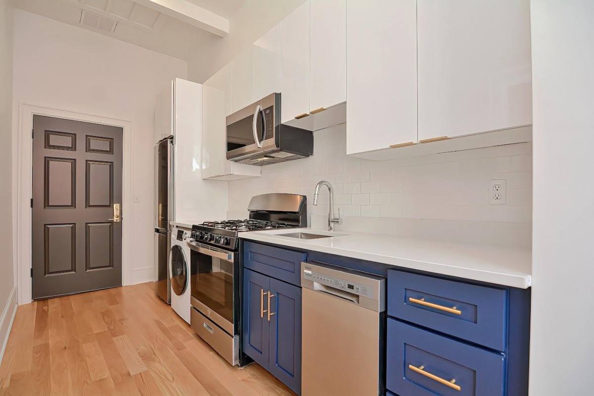 Apartment for rent at 244 Weybosset St #204, Providence, RI 02906