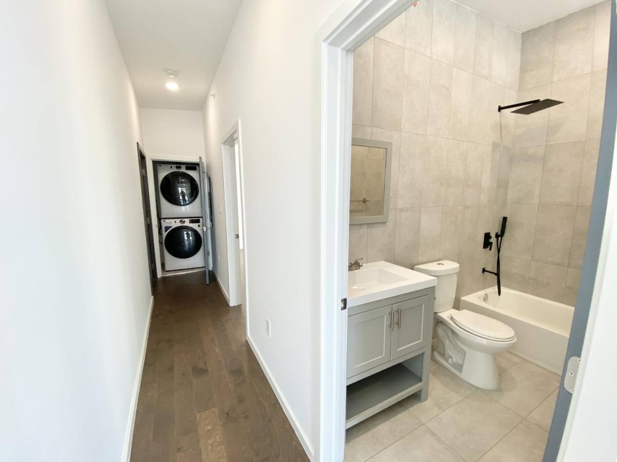 Apartment for rent at 1233 N Franklin St #7, Philadelphia, PA 19122