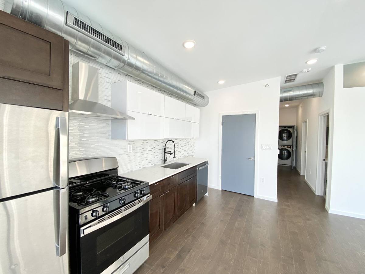 Apartment for rent at 1233 N Franklin St #7, Philadelphia, PA 19122