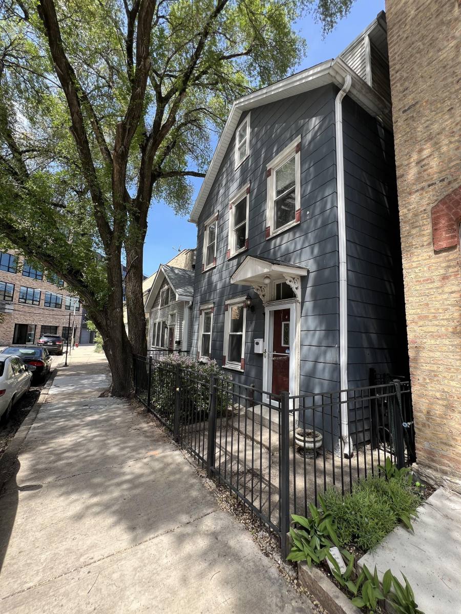 House for rent at 2010 W Concord Place, Chicago, IL 60647