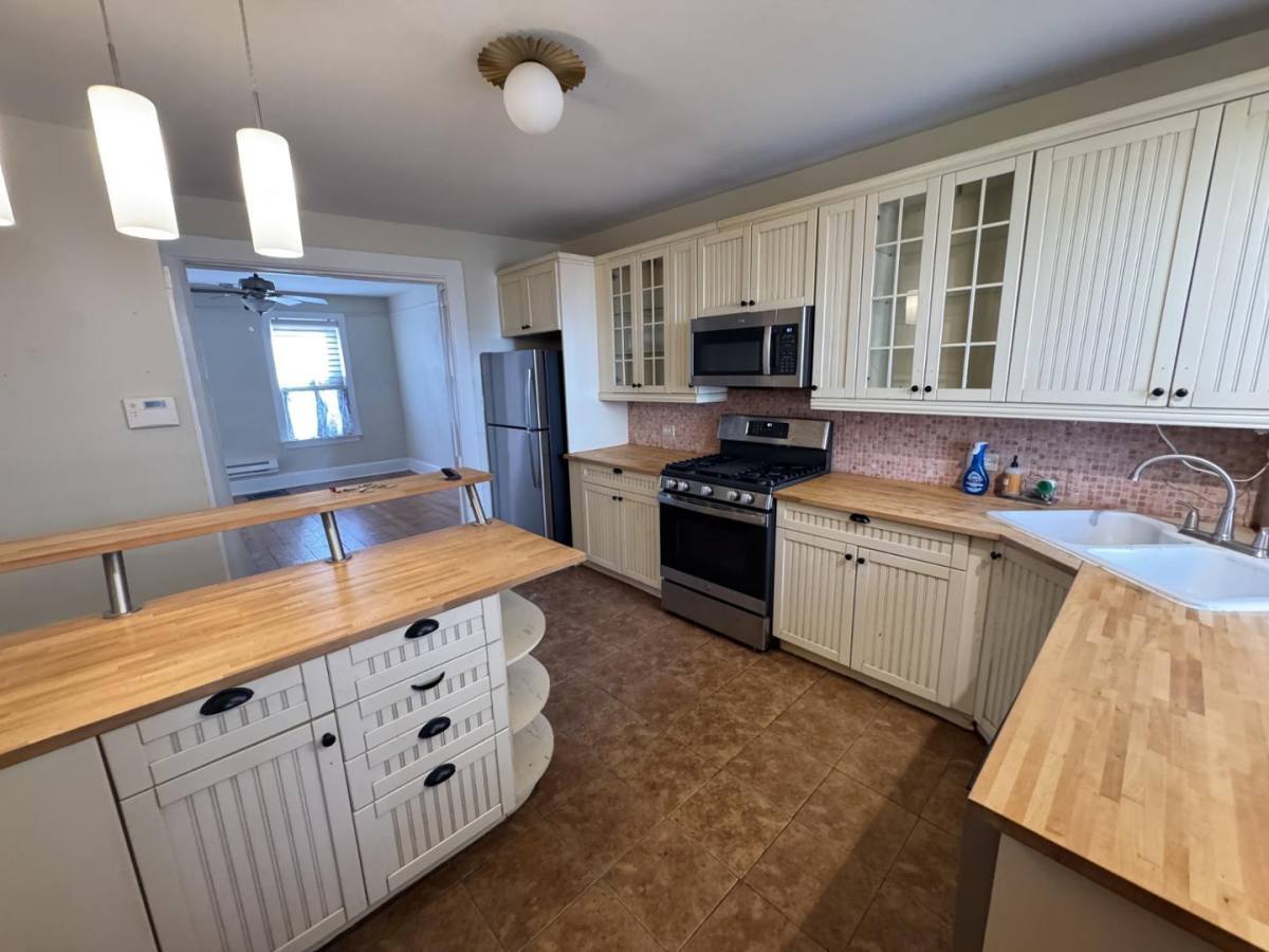 House for rent at 2010 W Concord Place, Chicago, IL 60647