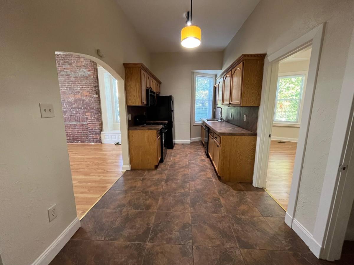 Apartment for rent at 344 S Fairmount St #1, Pittsburgh, PA 15232