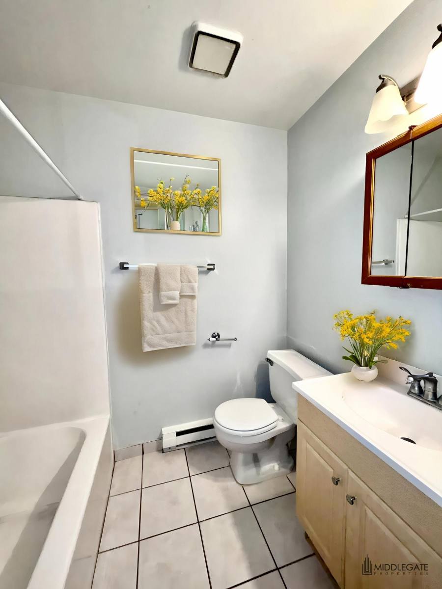 Apartment for rent at Penn Square, 1010 S Armour St #2, Allentown, PA 18103