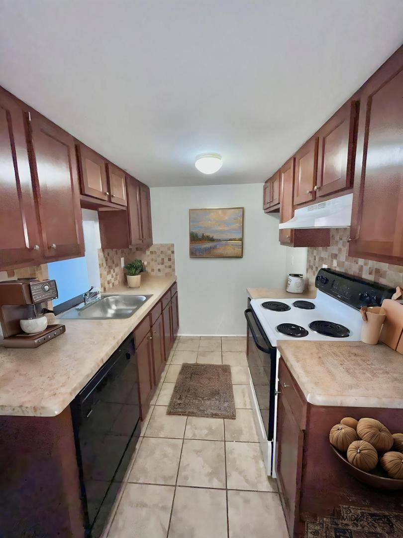 Apartment for rent at Penn Square, 1010 S Armour St #2, Allentown, PA 18103