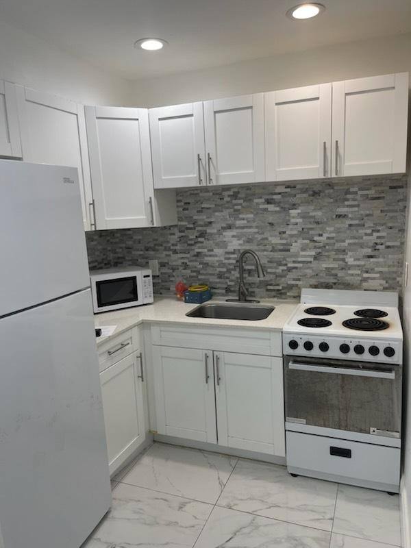 Apartment for rent at 625 S 20th Ave #5, Hollywood, FL 33020