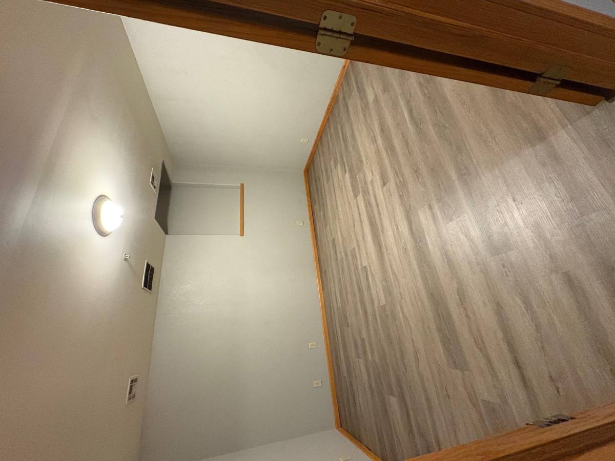 Apartment for rent at 218 W Central Ave, El Dorado, KS 67042