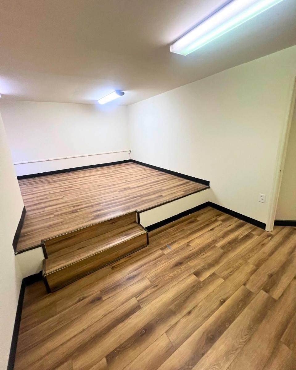 Apartment for rent at 915 Main St #201, North Wilkesboro, NC 28659