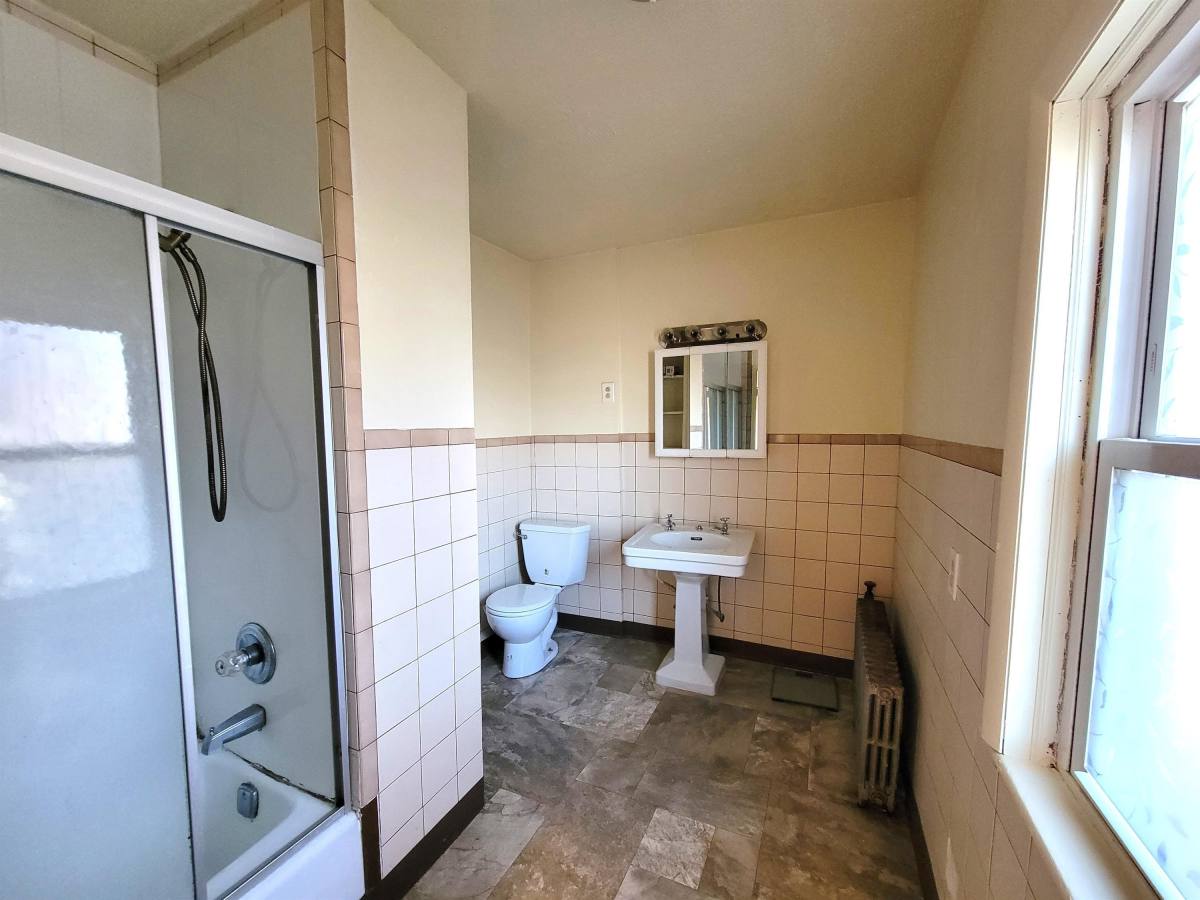 Apartment for rent at 1315 Farr St - 2nd Floor, Scranton, PA 18504