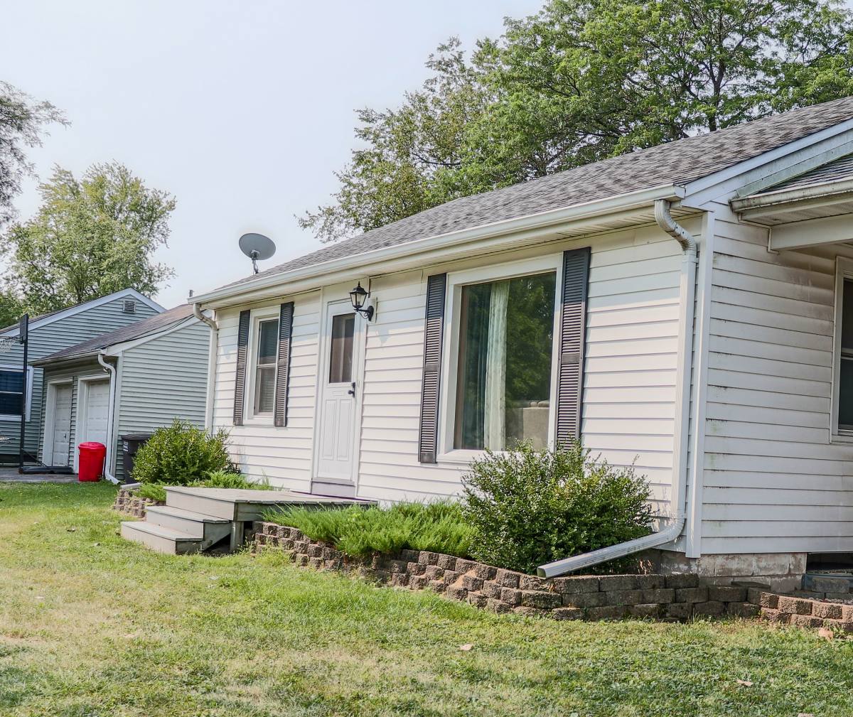 House for rent at 4309 S 35th St, Milwaukee, WI 53221