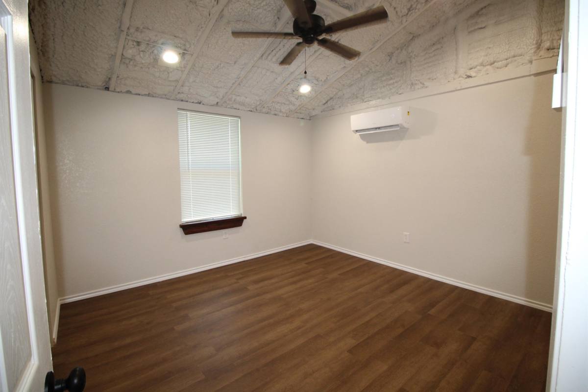 House for rent at 213 N Waldrip St, Grand Saline, TX 75140