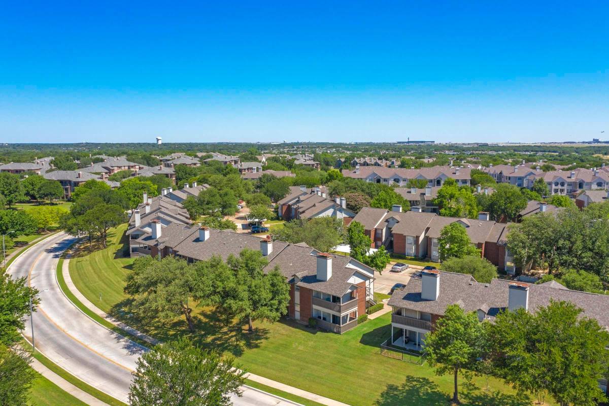 Apartment for rent at Bear Creek at Harwood, 1130 Bear Creek Parkway #1807, Euless, TX 76039