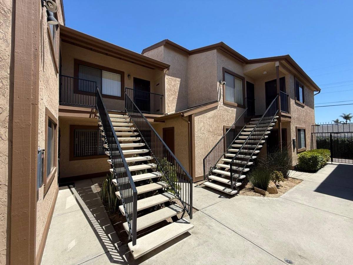 Apartment for rent at 4455-4465 Cherokee Avenue, 4455 & 4465 Cherokee Ave #65, San Diego, CA 92116