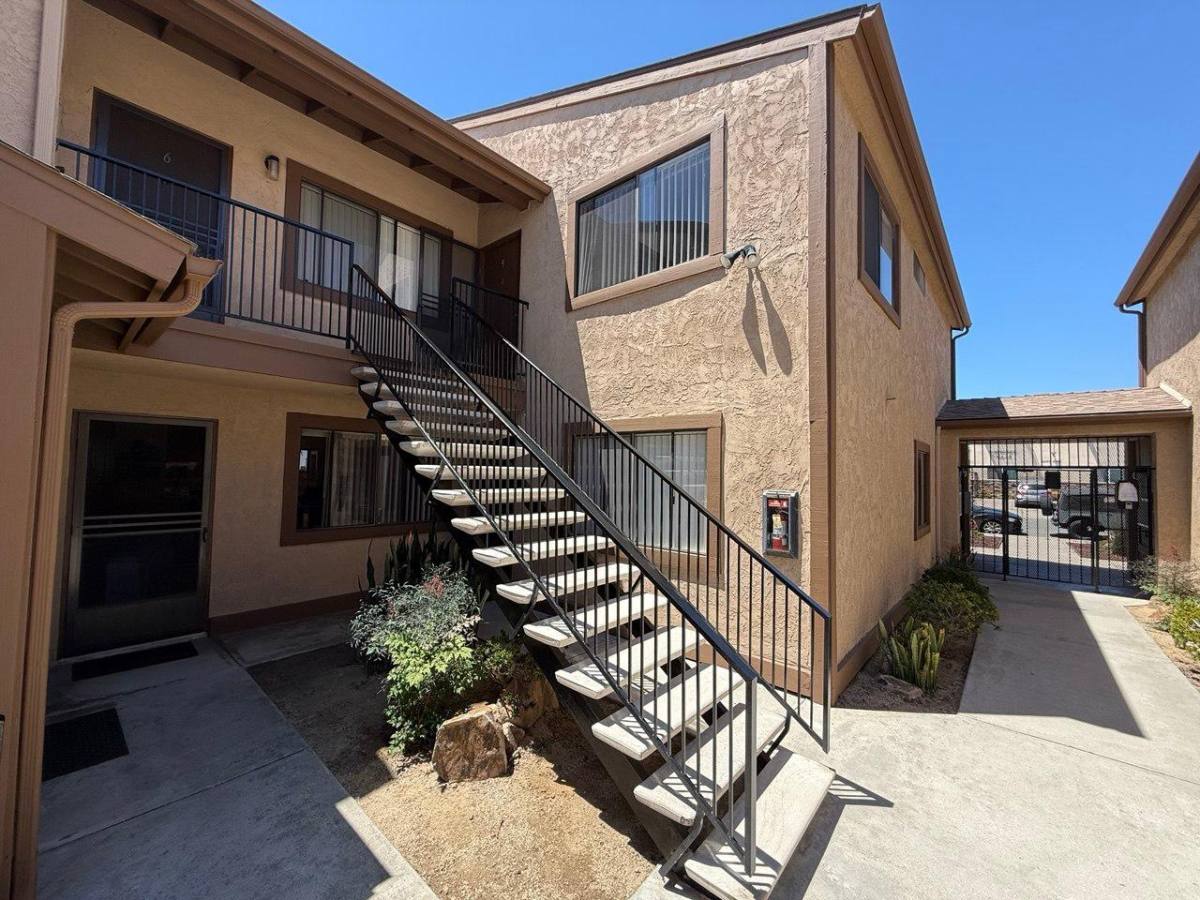 Apartment for rent at 4455-4465 Cherokee Avenue, 4455 & 4465 Cherokee Ave #65, San Diego, CA 92116