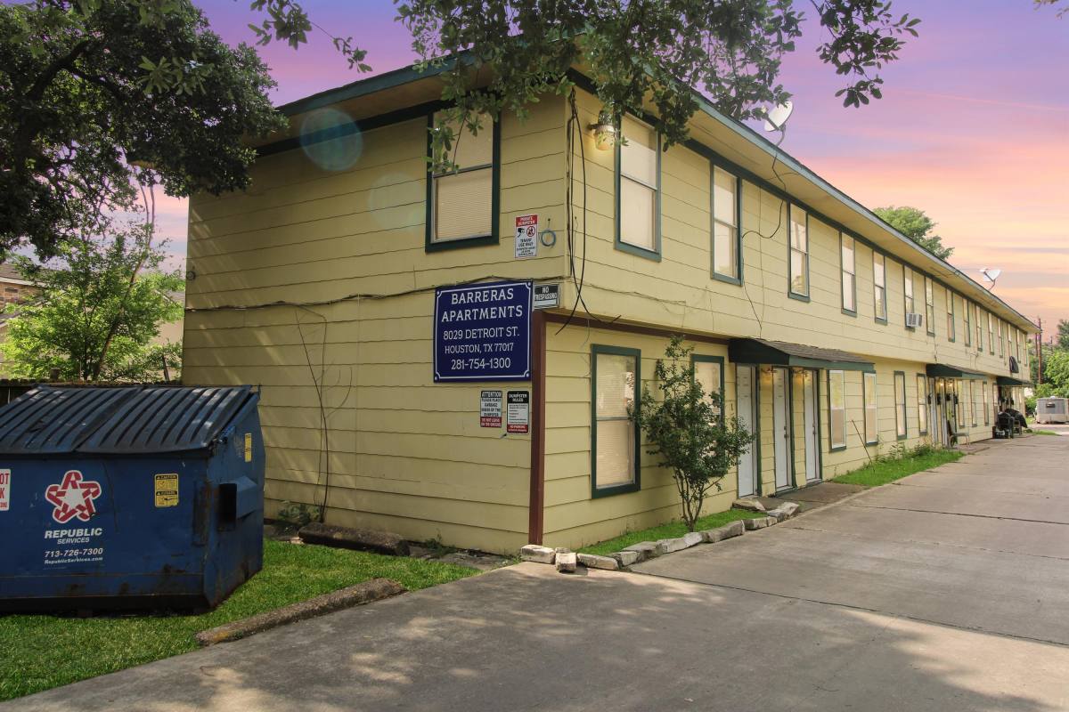 Apartment for rent at 8029 Detroit St, Houston, TX 77017