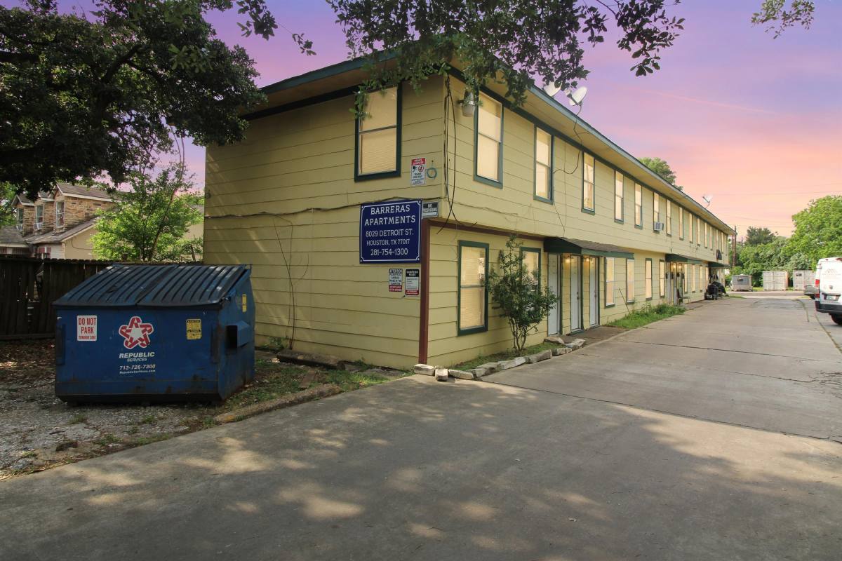 Apartment for rent at 8029 Detroit St, Houston, TX 77017