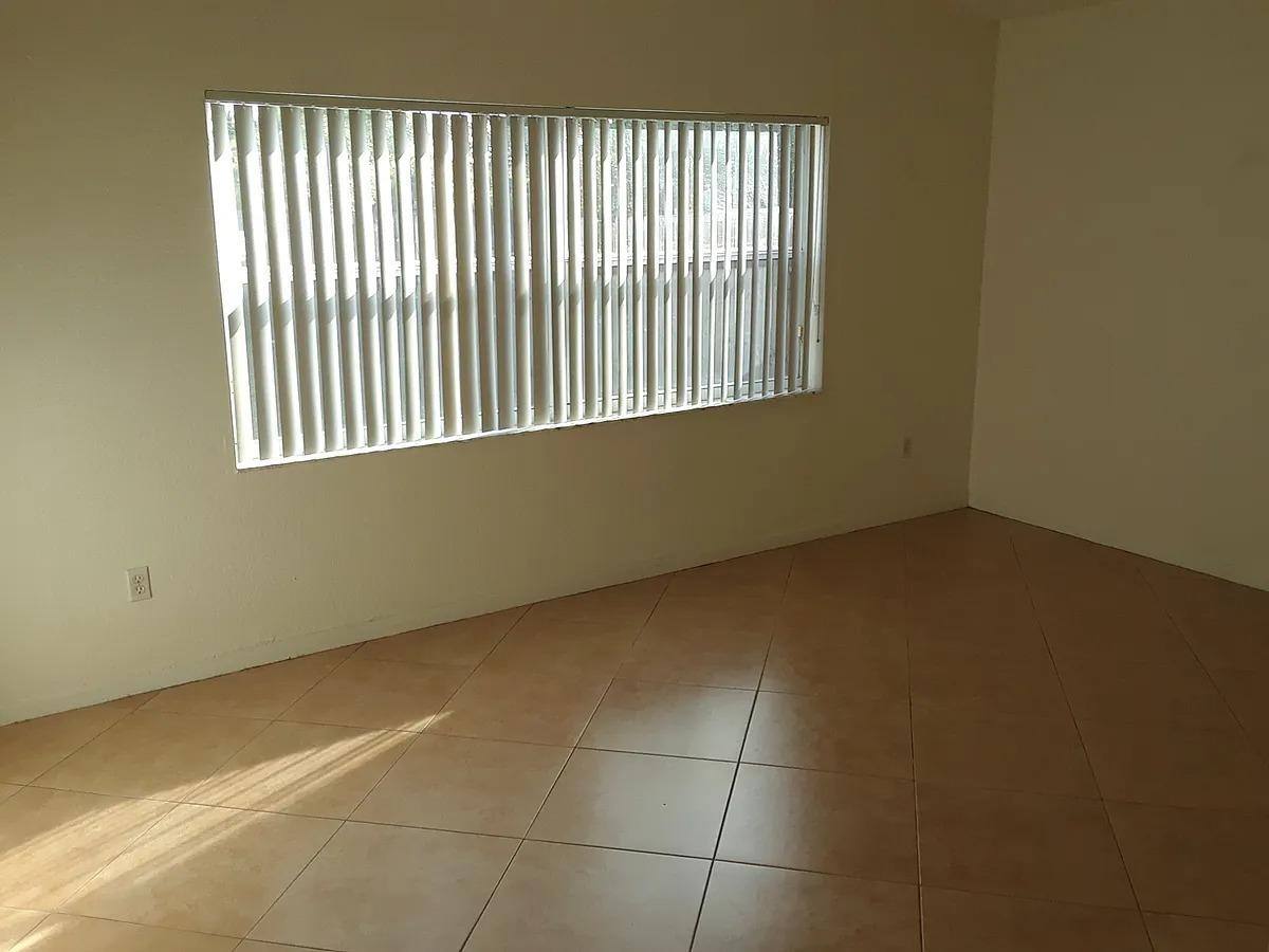 House for rent at 9636 Tavernier Dr, Boca Raton, FL 33496