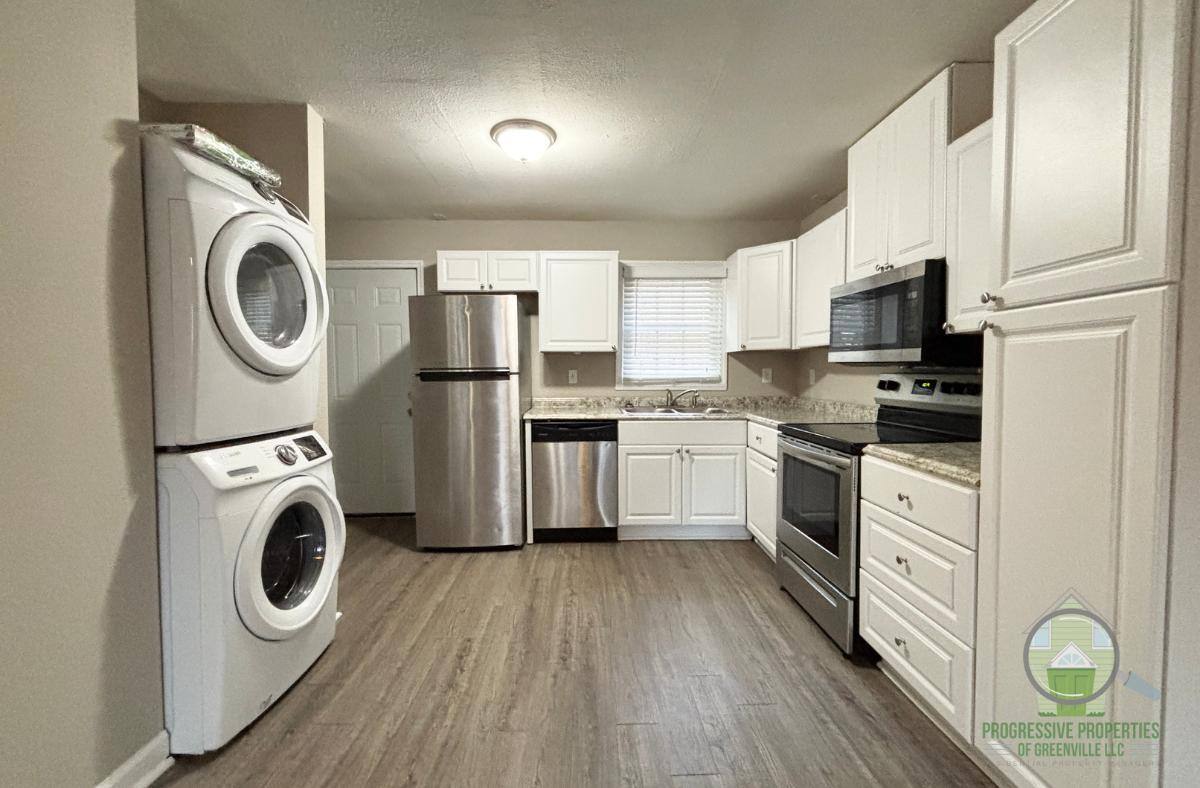 Townhouse for rent at Hidden Creek, 10 Stagg St #7, Greenville, SC 29607