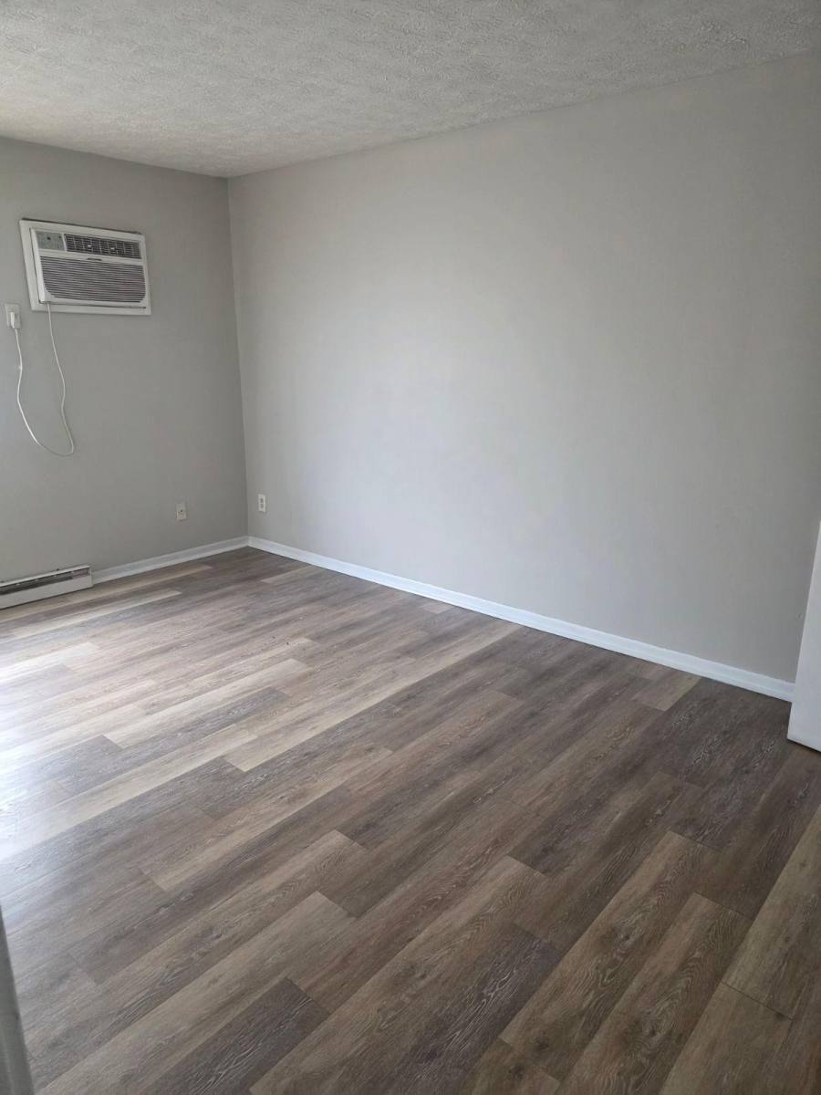 Apartment for rent at Royal Sentry, 2838 Harrison Ave #4, Cincinnati, OH 45211
