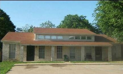 House for rent at Jackson Square, 1037 Southmoor Dr, Arlington, TX 76010