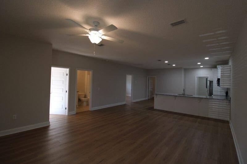 Apartment for rent at 326 S Fifth St #326-1, Jesup, GA 31545