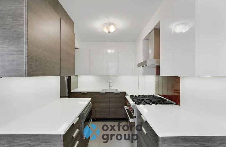 Townhouse for rent at 337 W 55th St #PHG, New York, NY 10019