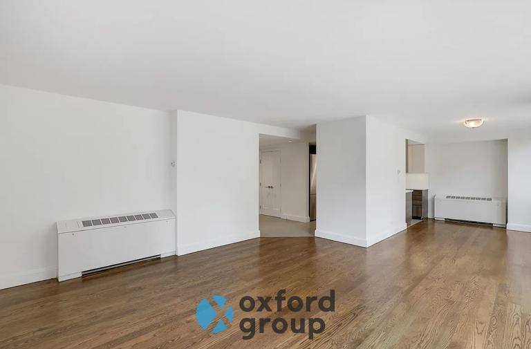 Townhouse for rent at 337 W 55th St #PHG, New York, NY 10019