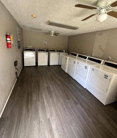 Apartment for rent at Sandalwood, 4804 W Bancroft St #38, Toledo, OH 43615