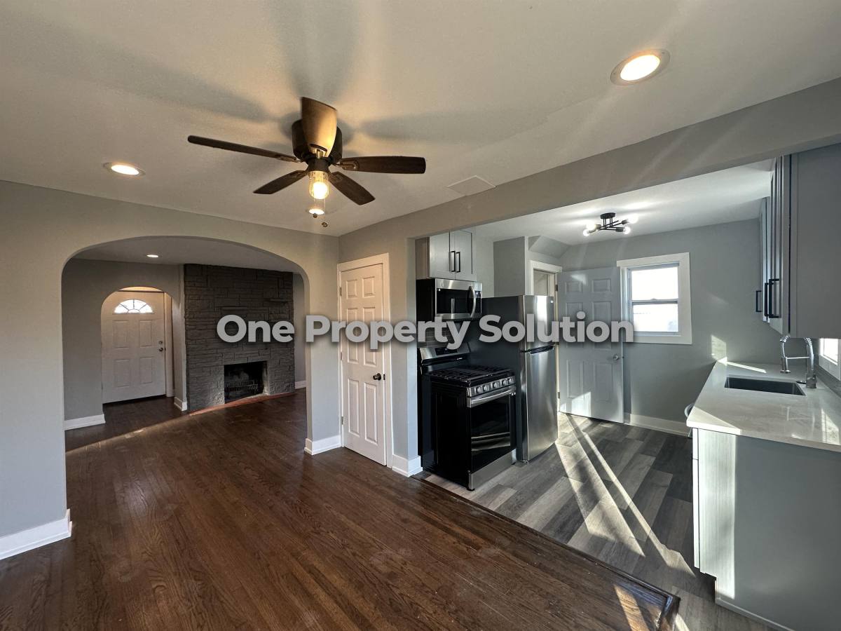 Apartment for rent at 6741 Columbia Ave - 1st Floor, Hammond, IN 46324