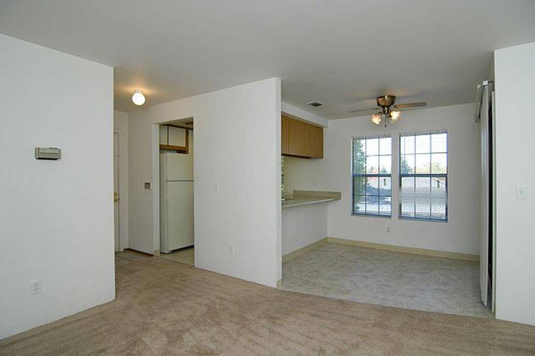 Apartment for rent at Gunn Road Commons, 5307 El Camino Ave #18, Carmichael, CA 95608