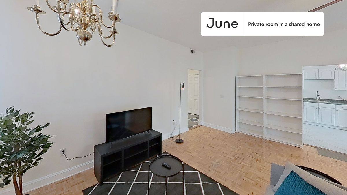 Apartment for rent at 109 Heath St #C, Jamaica Plain, MA 02130