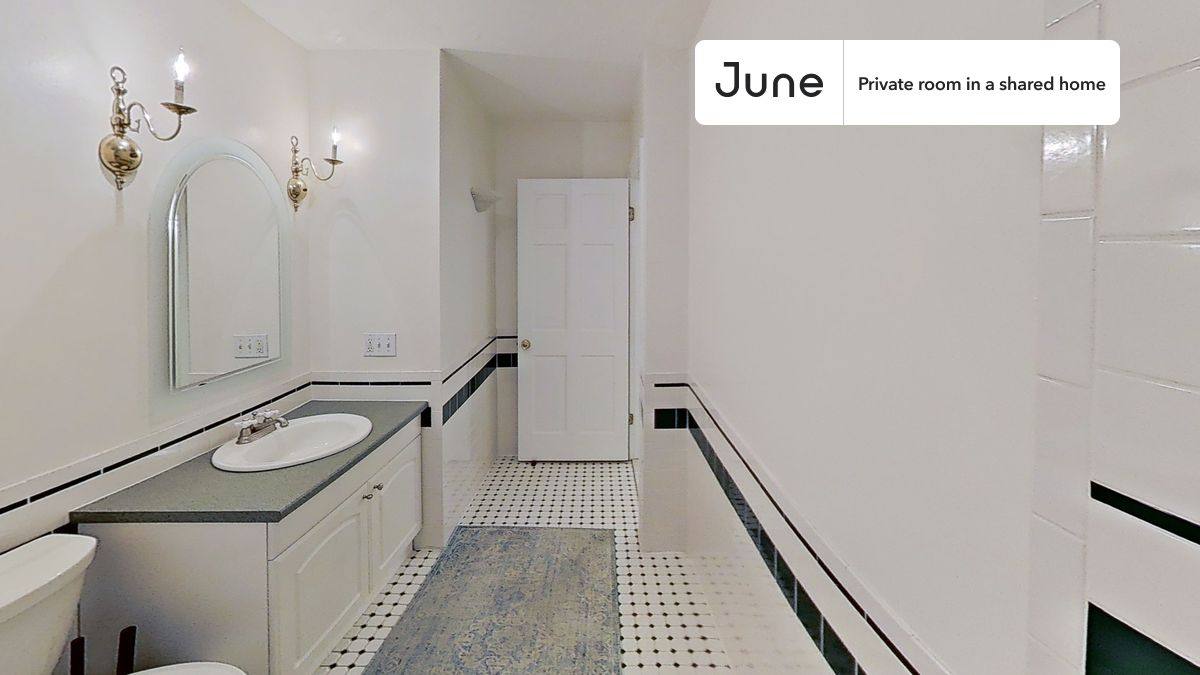 Apartment for rent at 109 Heath St #C, Jamaica Plain, MA 02130