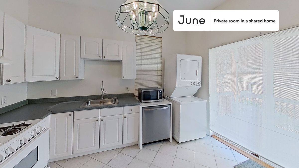Apartment for rent at 109 Heath St #C, Jamaica Plain, MA 02130