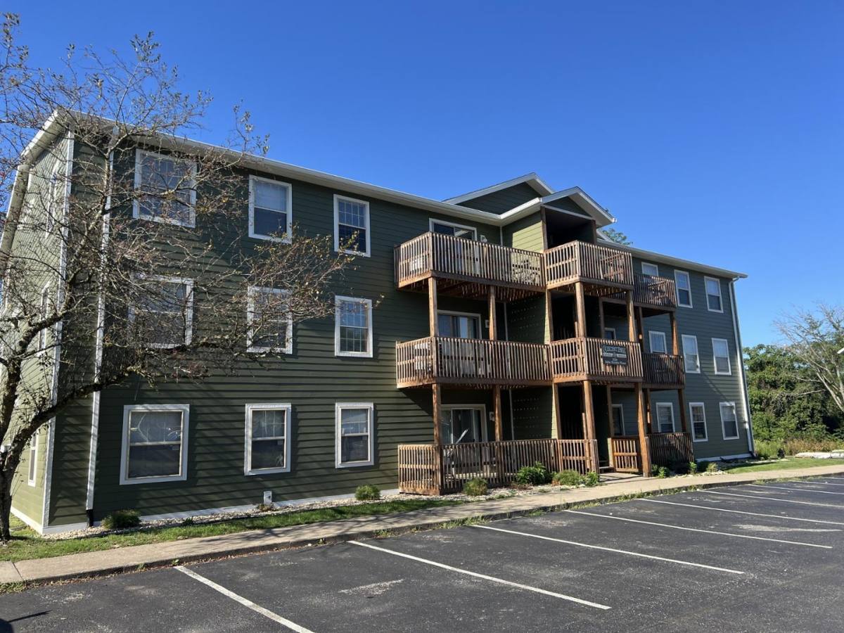 House for rent at Crescent Park Condominiums, 3220 E John Hinkle Place, Bloomington, IN 47408