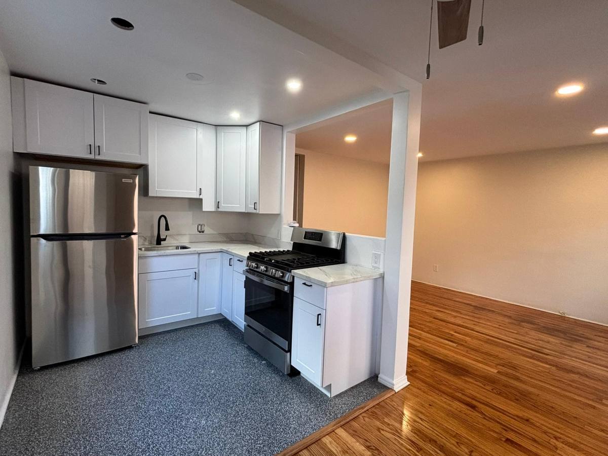 House for rent at 4941 Sara #4943, San Diego, CA 92107