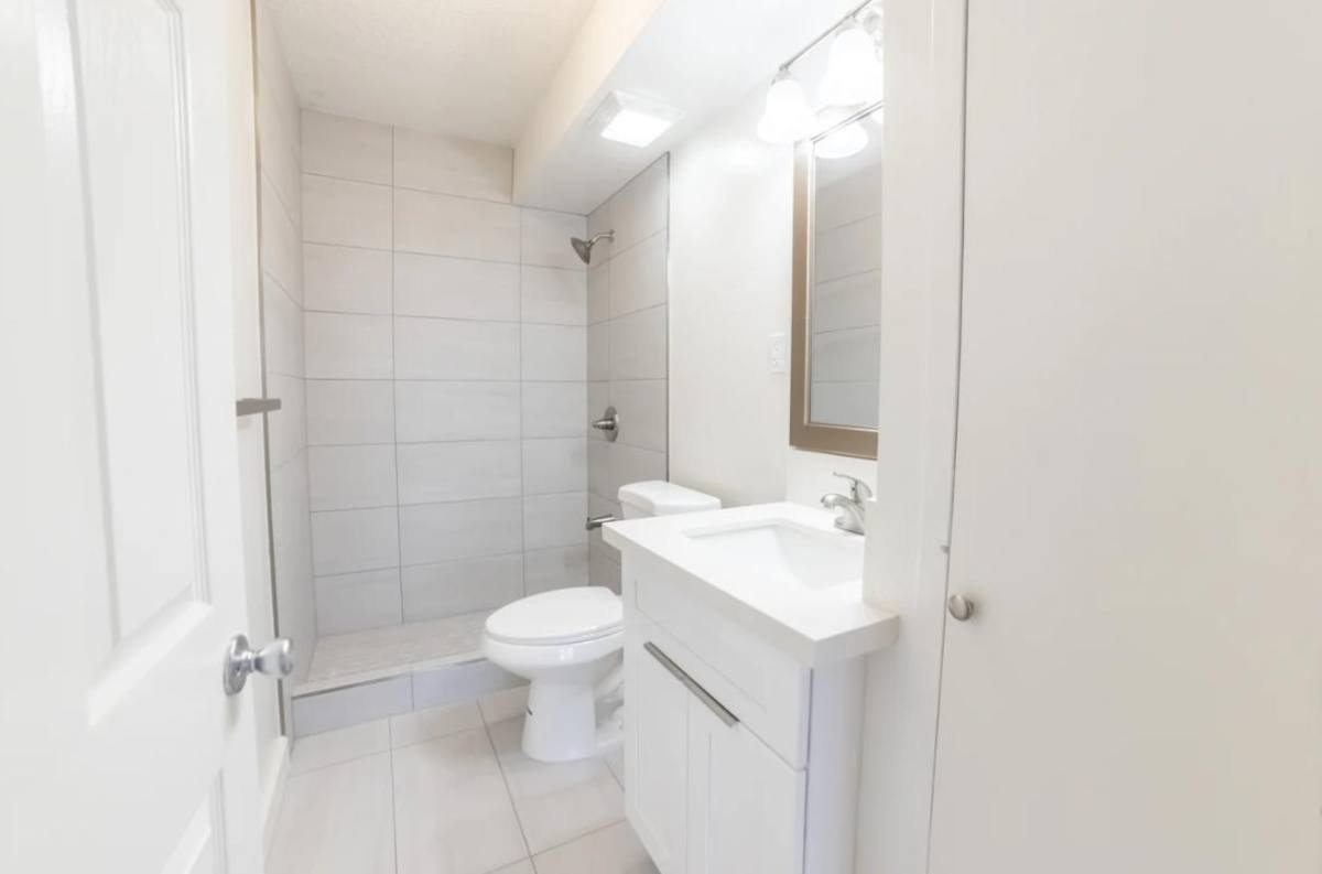 Apartment for rent at 2612 Kapiolani Blvd #3, Honolulu, HI 96826
