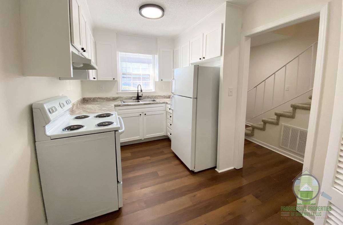 Townhouse for rent at Townhomes at Summit, 1127 Rutherford Rd #7, Greenville, SC 29609