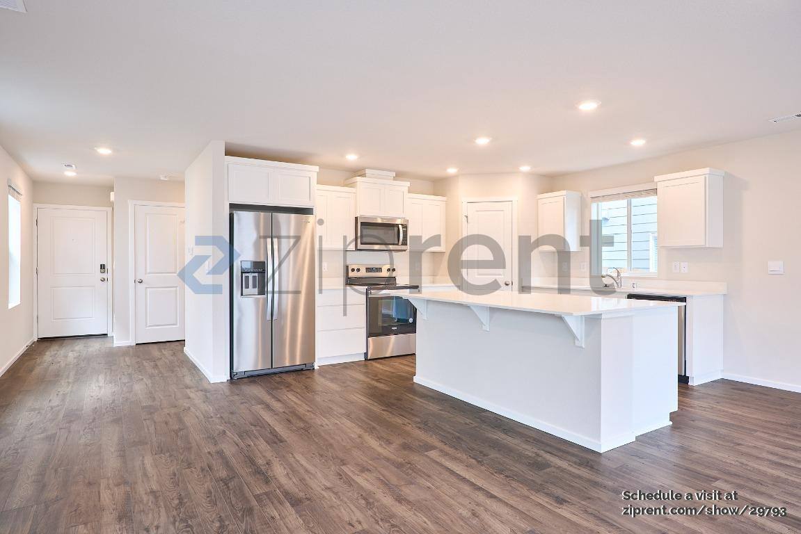 House for rent at 17409 NW 10th Ave, Ridgefield, WA 98642
