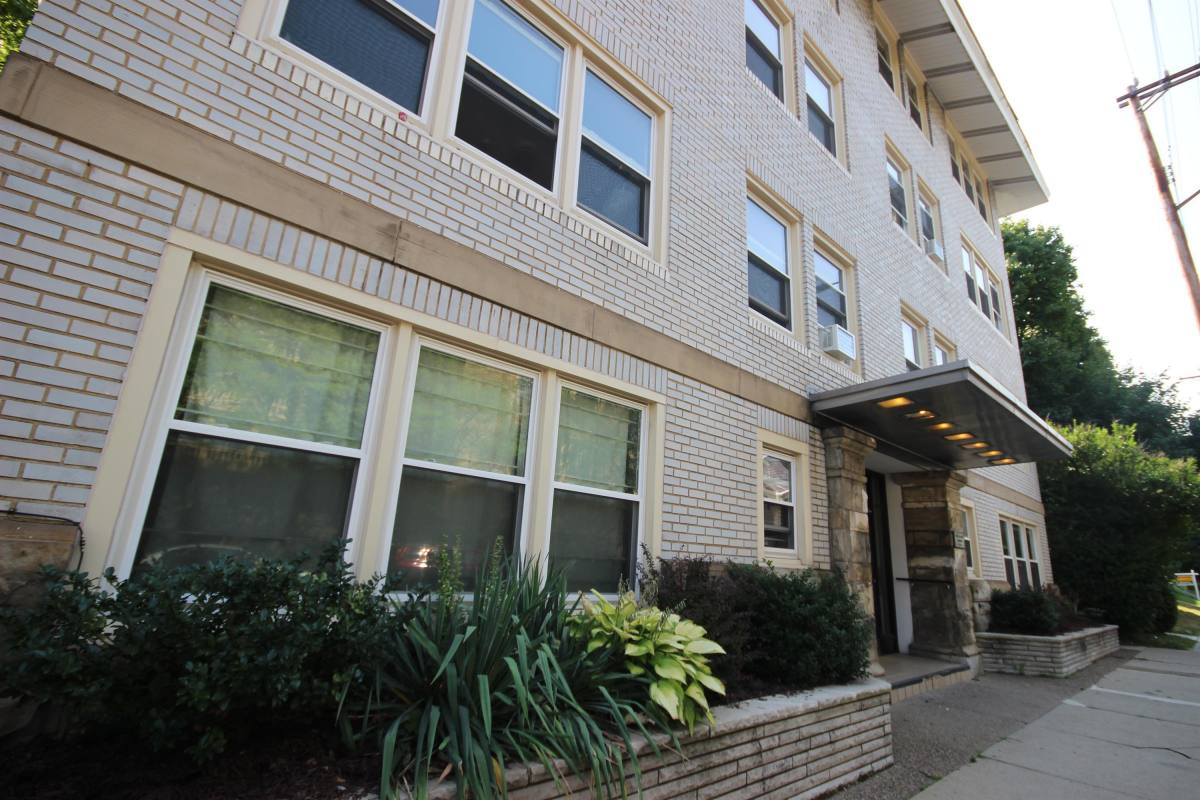 Apartment for rent at 341 S Highland Ave, Pittsburgh, PA 15206