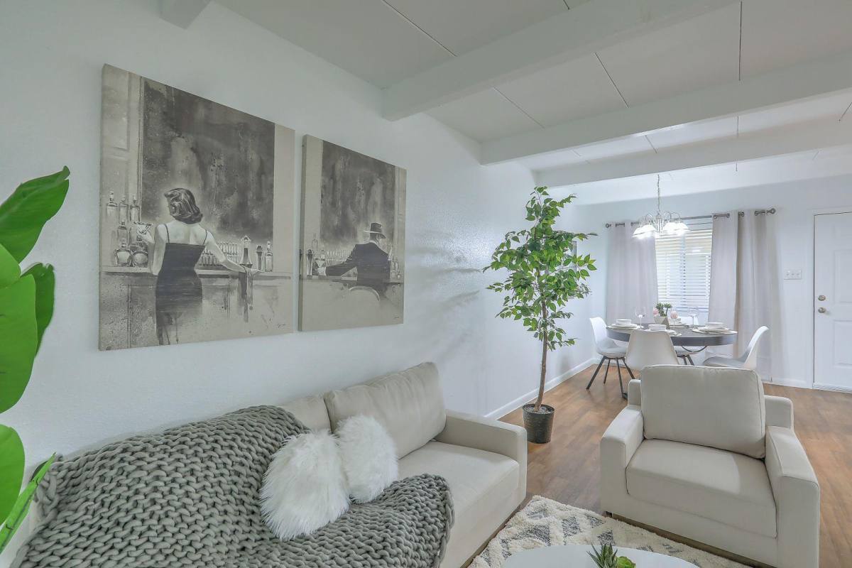 Apartment for rent at The Valencia, 1020 Valencia Dr SE #C03, Albuquerque, NM 87108