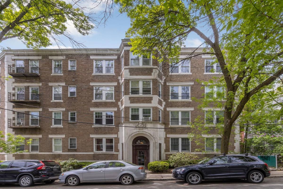Apartment for rent at 78 Kilsyth Rd #1, Brighton, MA 02135