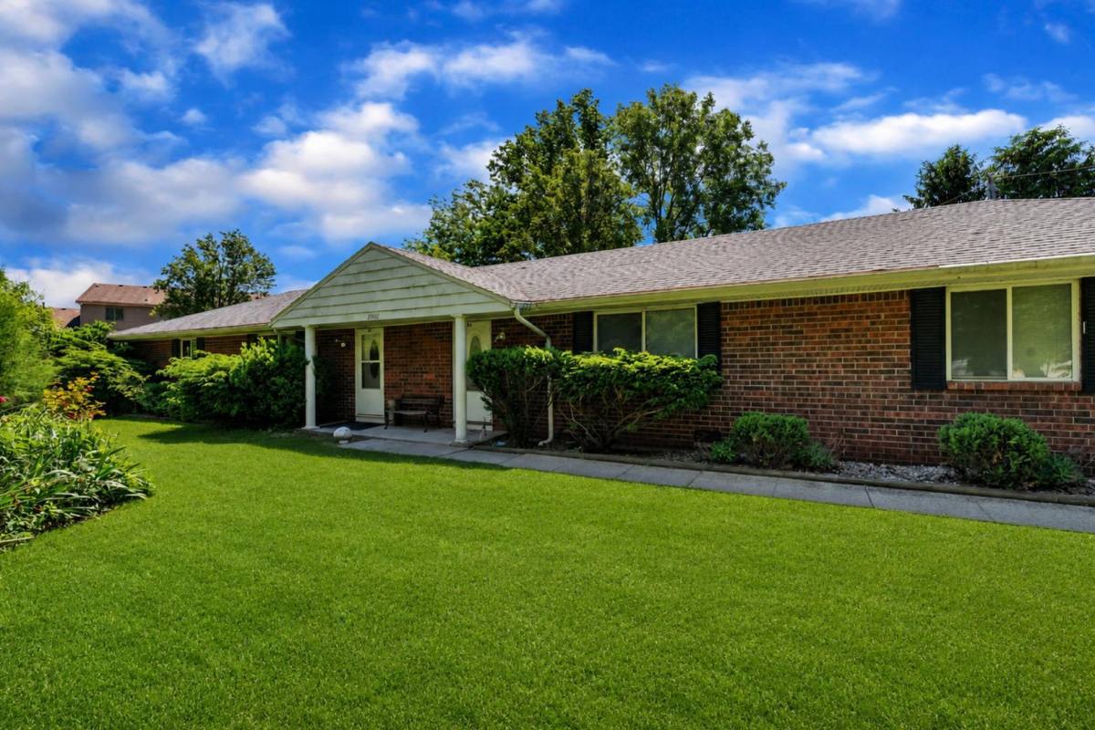 House for rent at 29102 Hufford Rd #B, Perrysburg, OH 43551