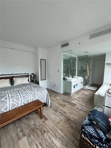 Apartment for rent at 650 NE 32nd St #608, Miami, FL 33137