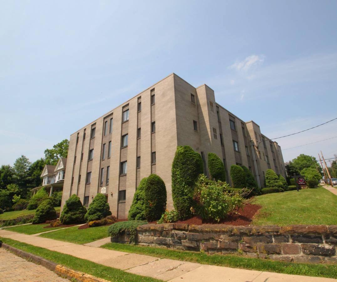Apartment for rent at Orchard Place, 504 Orchard Ave #202, Pittsburgh, PA 15202
