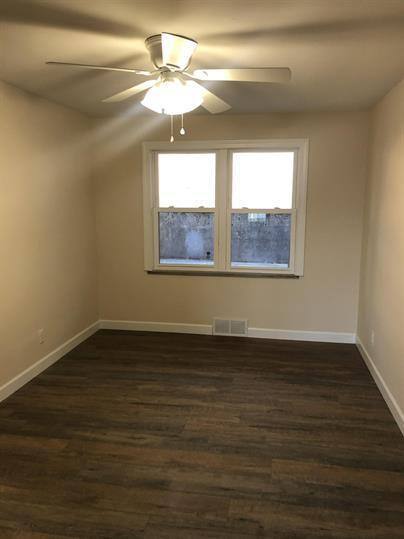 Apartment for rent at 161 Hollywood Blvd #5, Steubenville, OH 43952