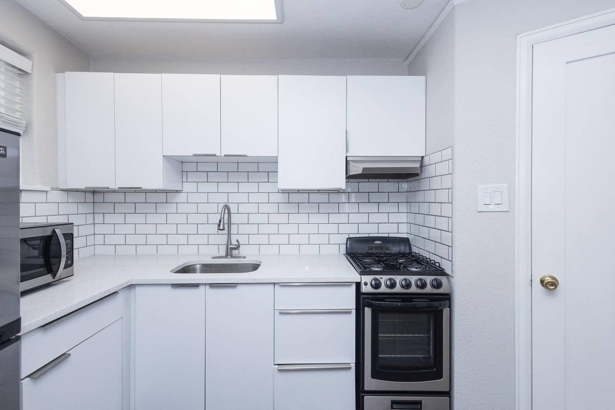 Apartment for rent at Lincoln Heights, 1000 N Lincoln St #26, Denver, CO 80203