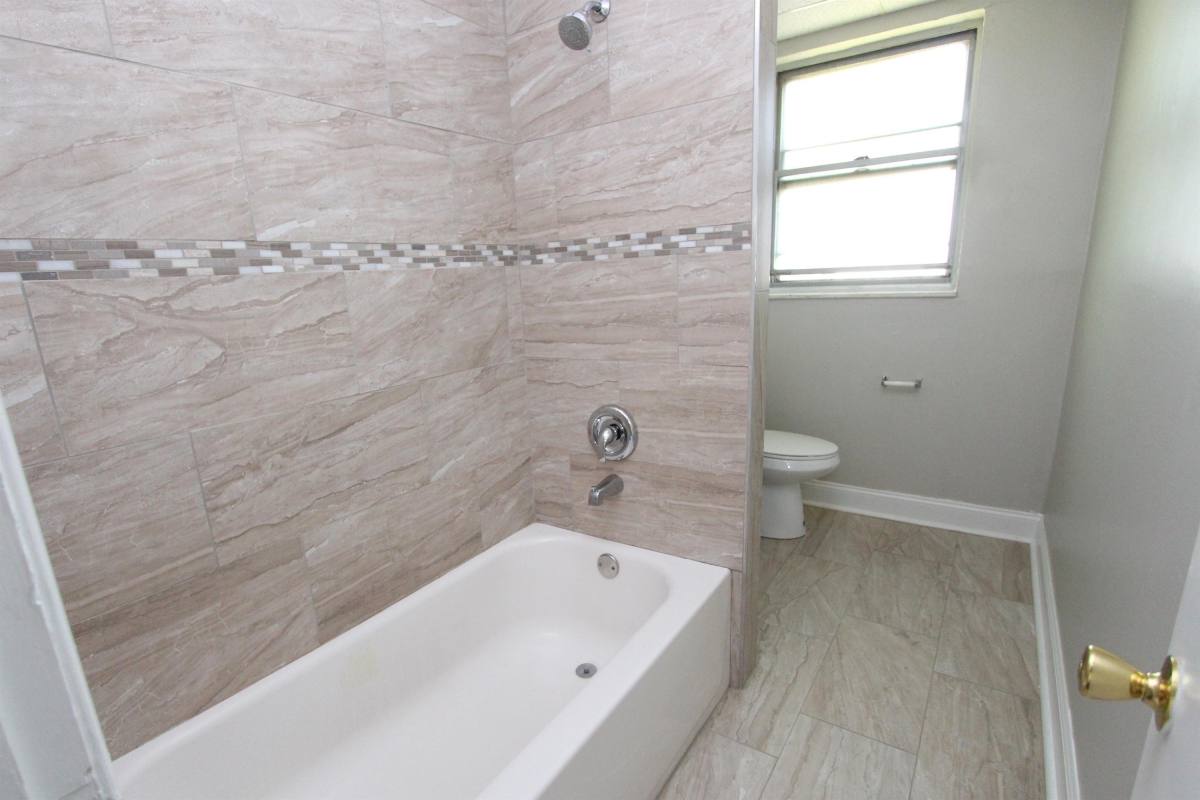 Apartment for rent at 530 Kelly Ave #7, Pittsburgh, PA 15221