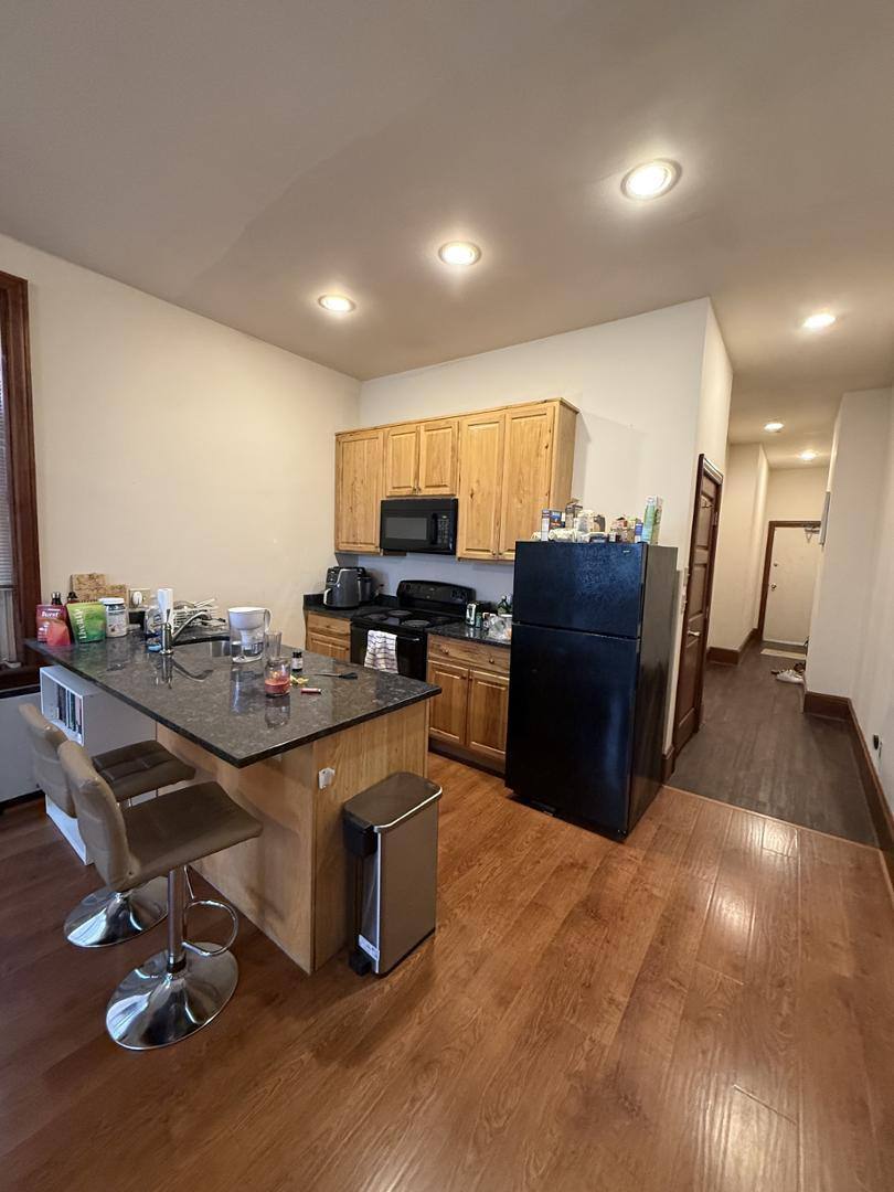 Apartment for rent at 1727 Spruce Street, 1725 Spruce St #2R, Philadelphia, PA 19103