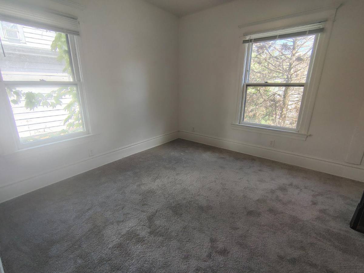 Apartment for rent at 1121 N Church St, Rockford, IL 61103