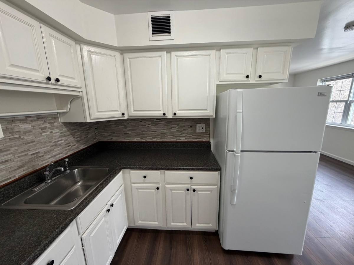 Apartment for rent at 227 Whiteland Ave #B3, Downingtown, PA 19335